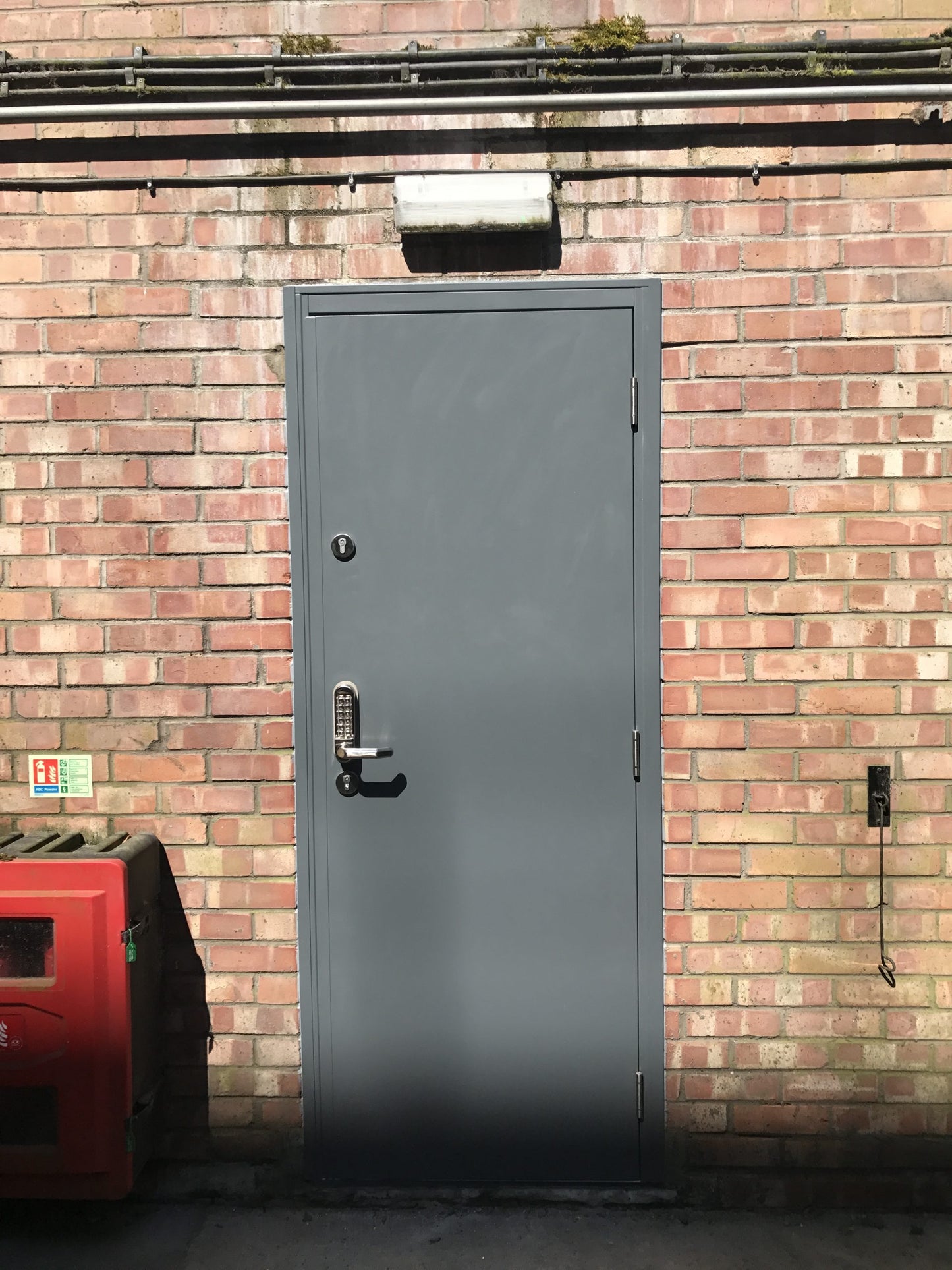 Metal Door™